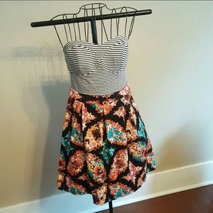 Strapless floral and striped dress M